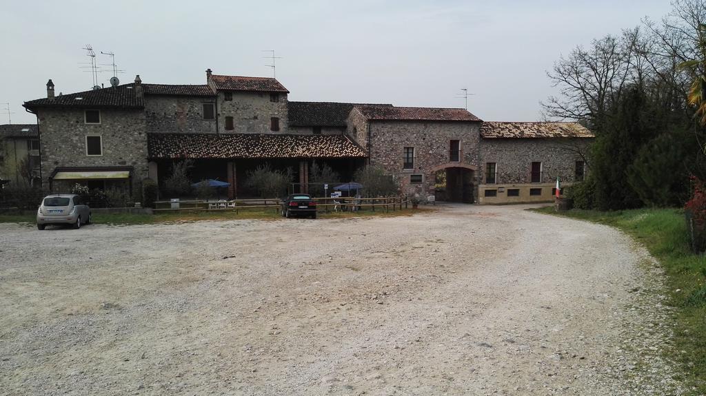 Agriturismo Licensi Del Bresa Willa Monzambano Zewnętrze zdjęcie